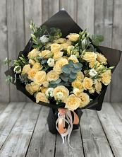 Букет цветов из:  Розы и Лизиантусы в Большом Селе