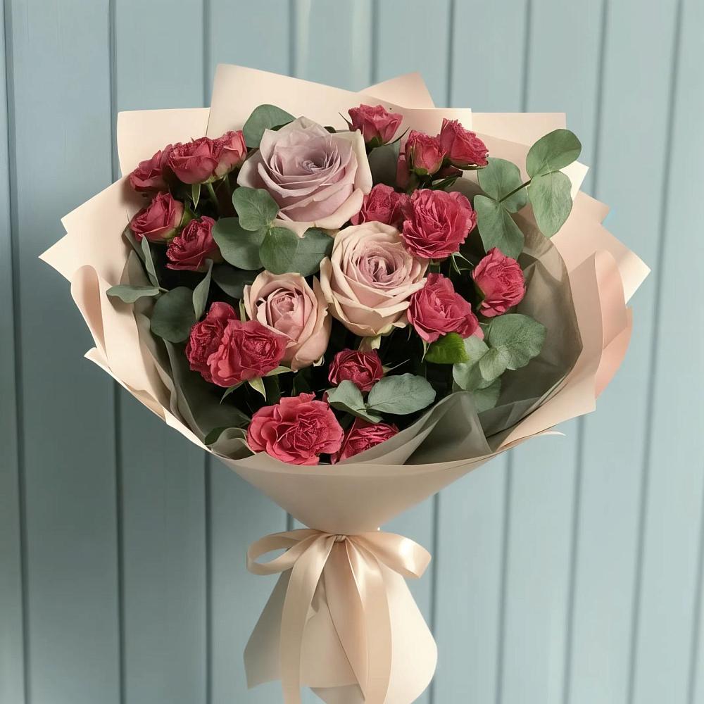 Букет цветов из: Гвоздики и Розы в Большом Селе