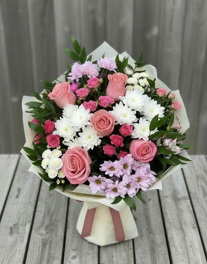 Букет цветов из: Альстромерии, Гвоздики, Розы и Хризантемы в Большом Селе