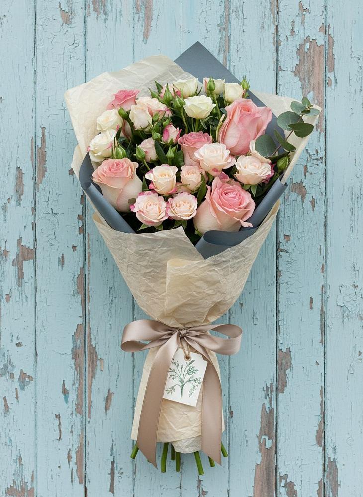 Букет цветов из: Розы в Большом Селе