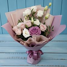 Букет цветов из:  Розы и Лизиантусы в Большом Селе