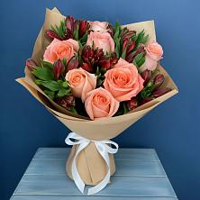 Букет цветов из:  Розы и Альстромерии в Большом Селе