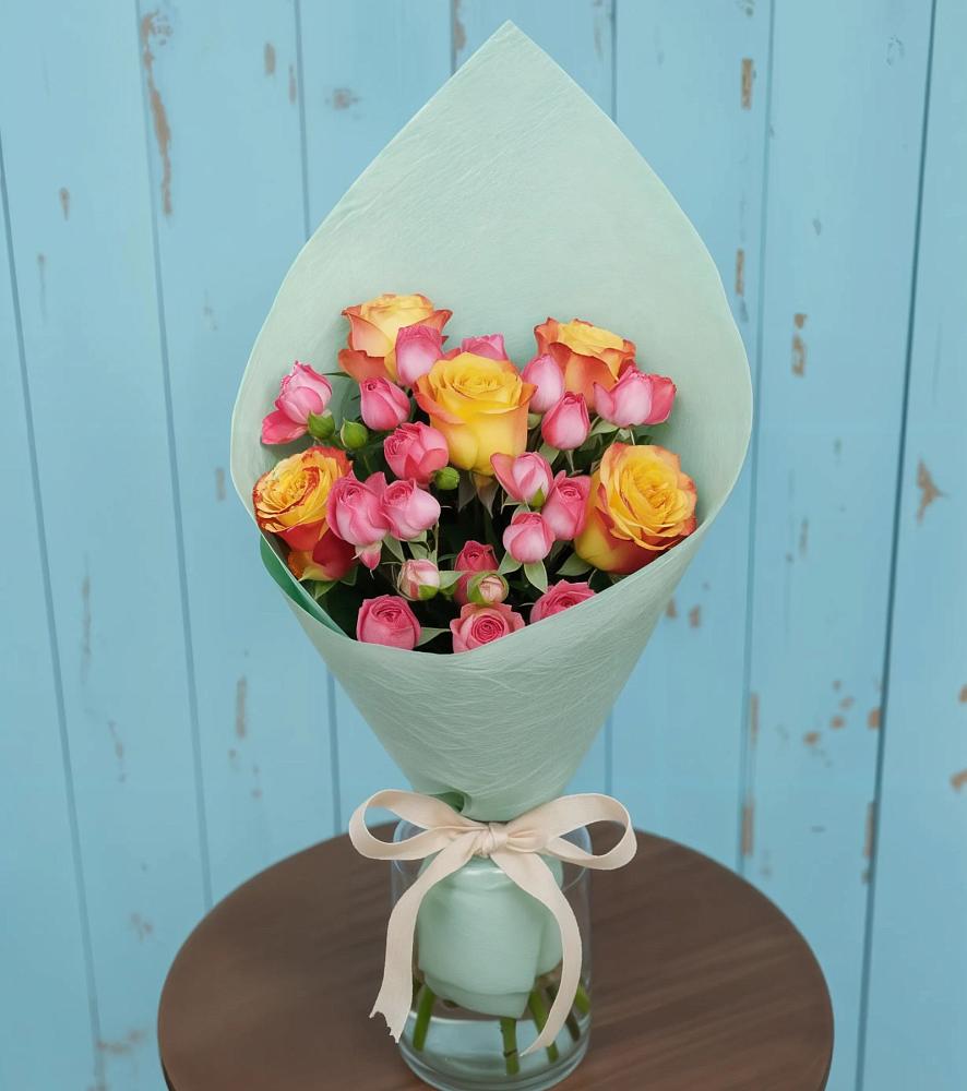 Букет цветов из: Розы в Большом Селе