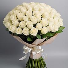 Букет 101 беля роза Белоснежка в Большом Селе