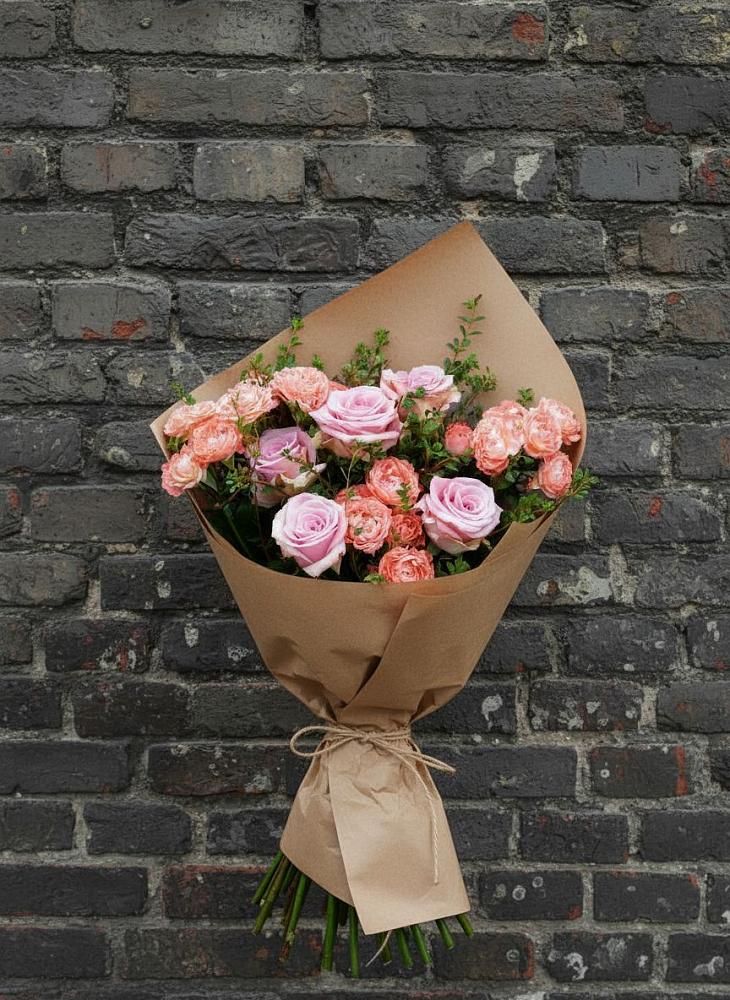 Букет цветов из: Розы в Большом Селе