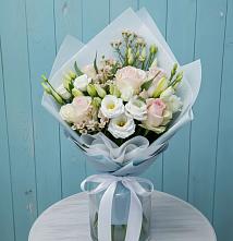 Букет цветов из:  Розы и Лизиантусы в Большом Селе